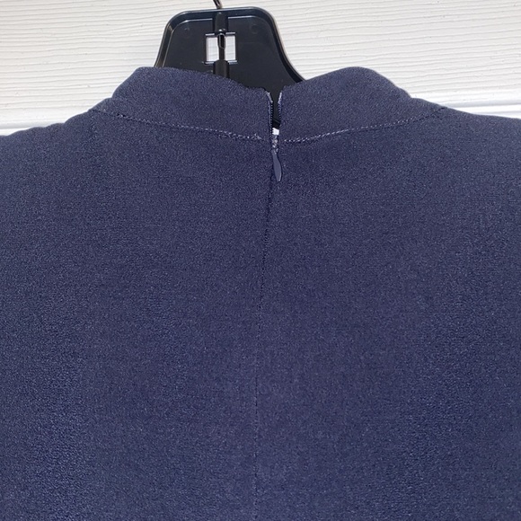 Gracia sleeveless top - Picture 3 of 5